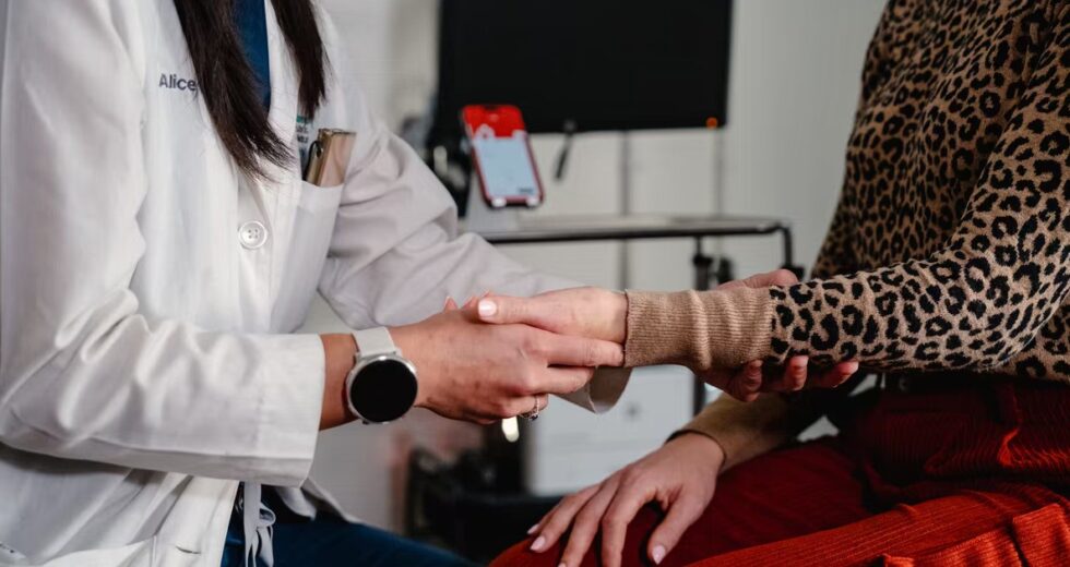 Abridge Review 2026: AI Software for AI Medical Scribe Software